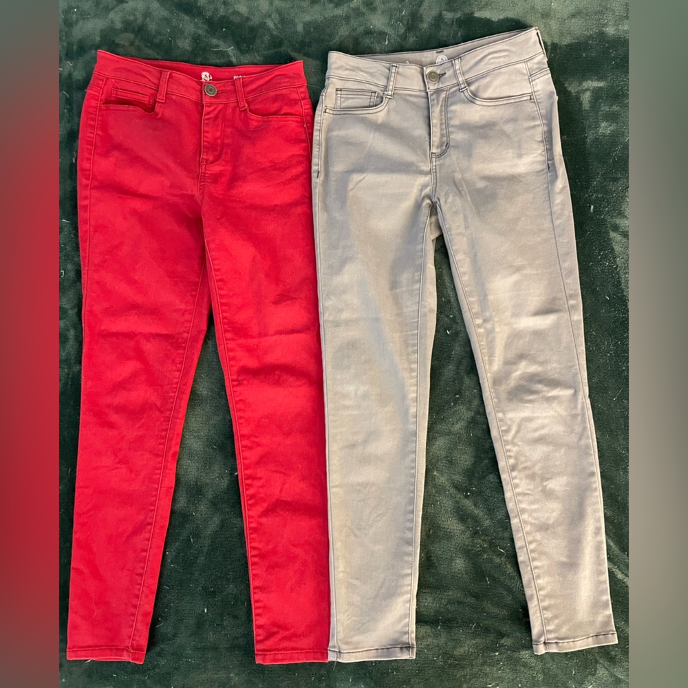 3 Pairs of Juniors SO High-Rise Jeggings Size 3 - Red, Gray & Black